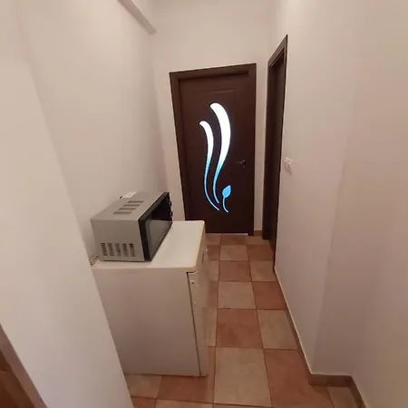 Warm Place In Old Town Apartment *