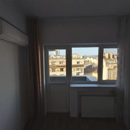 Warm Place In Old Town Apartment *